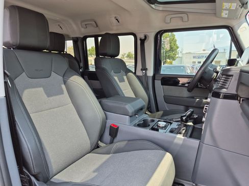 Used 2024 INEOS Grenadier AWD/4WD image 31