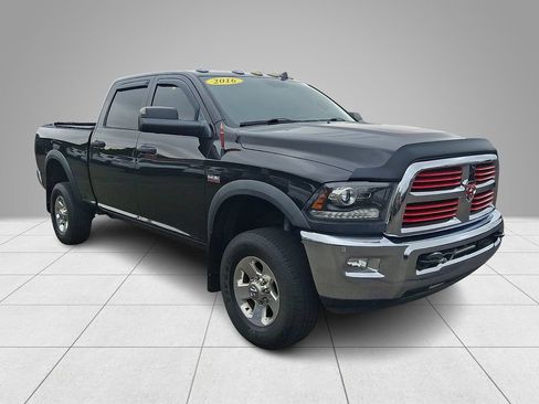 Used 2016 RAM 2500 Power Wagon w/ Luxury Group AWD/4WD image 4