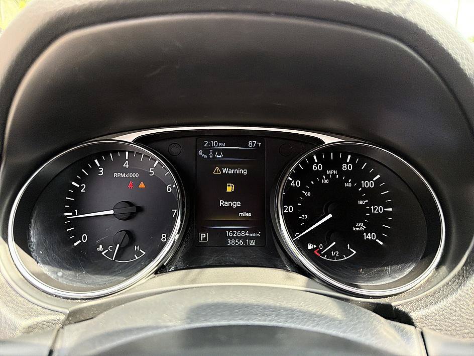Used 2015 Nissan Rogue SL w/ SL Premium Package AWD/4WD image 14