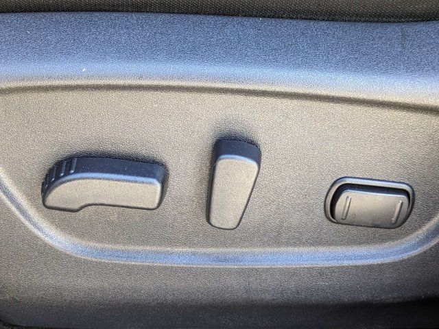 Used 2021 Nissan Rogue Sport SV FWD image 20