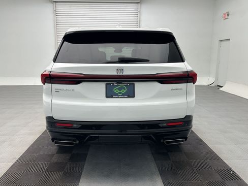 Certified 2026 Buick Enclave Sport Touring AWD/4WD image 10