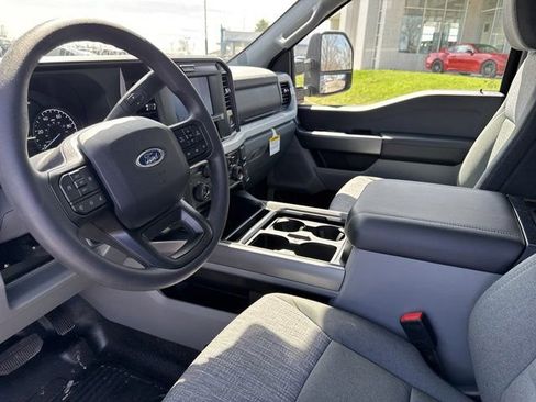 New 2026 Ford F350 XLT w/ XLT Value Package AWD/4WD image 11