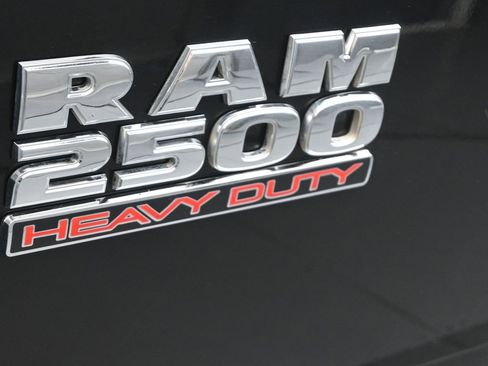 Used 2017 RAM 2500 Tradesman w/ Chrome Appearance Group image 21