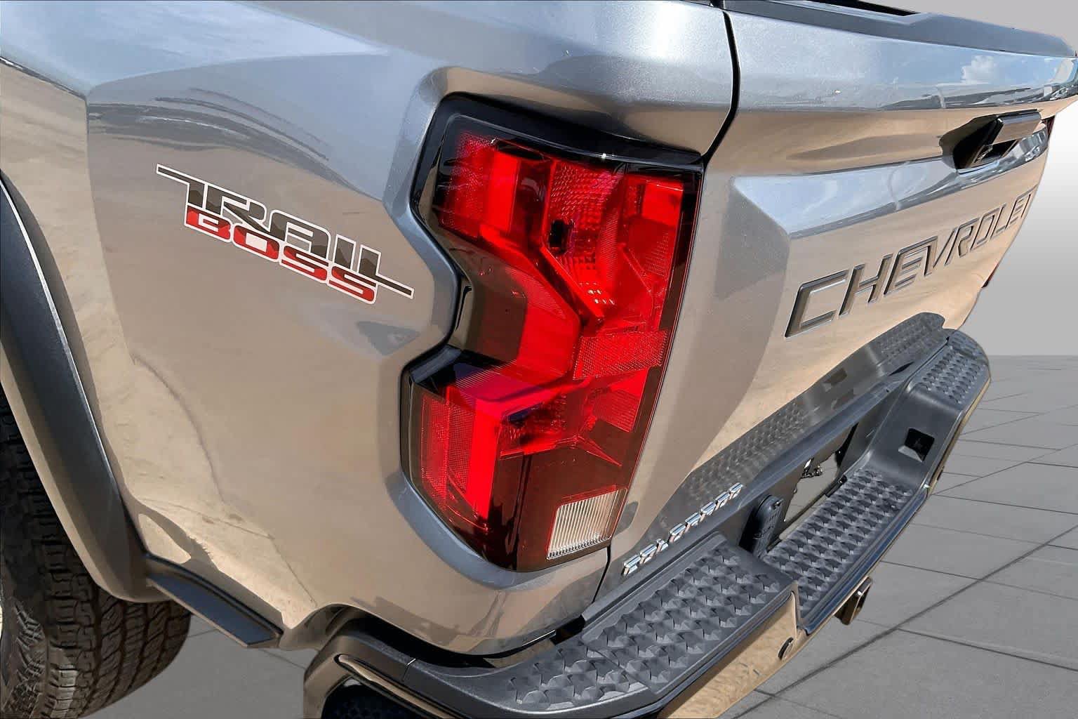 Used 2024 Chevrolet Colorado Trail Boss w/ Advanced Trailering Package AWD/4WD image 28