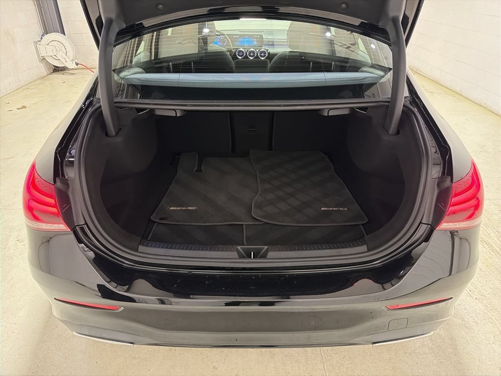 Used 2022 Mercedes-Benz A 220 4MATIC image 32