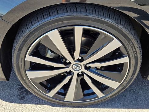 Used 2022 Nissan Altima 2.5 SR FWD image 9