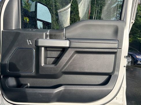 Used 2019 Ford F350 Platinum w/ Platinum Ultimate Package image 25