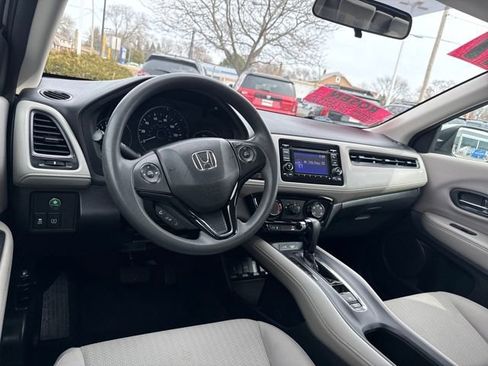 Used 2017 Honda HR-V LX image 23