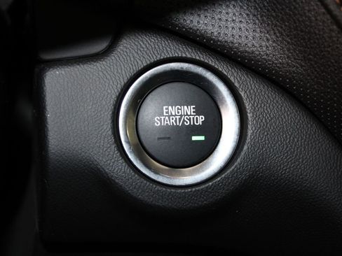 Used 2023 Chevrolet Equinox Premier FWD image 40