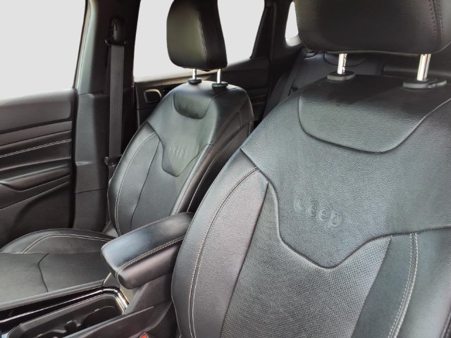 Used 2022 Jeep Compass High Altitude AWD/4WD image 12