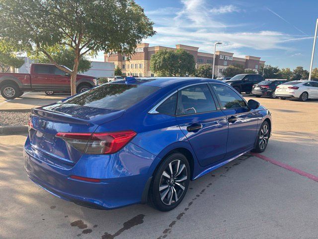 Used 2022 Honda Civic EX image 5