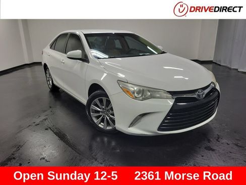 Used 2017 Toyota Camry XLE FWD image 1