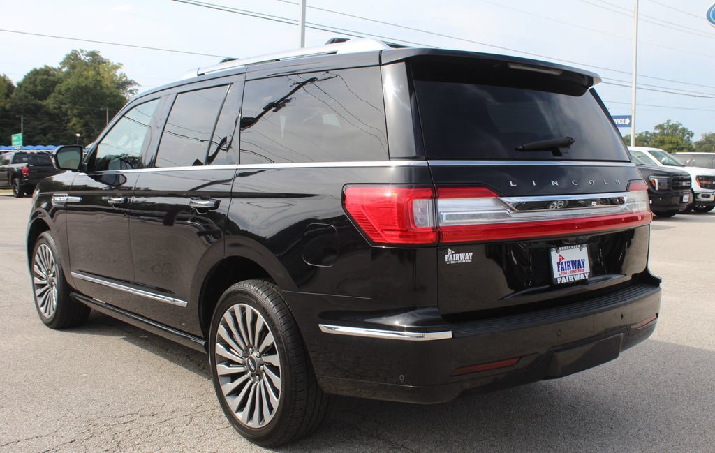 Used 2019 Lincoln Navigator Reserve w/ Cargo Package AWD/4WD image 8