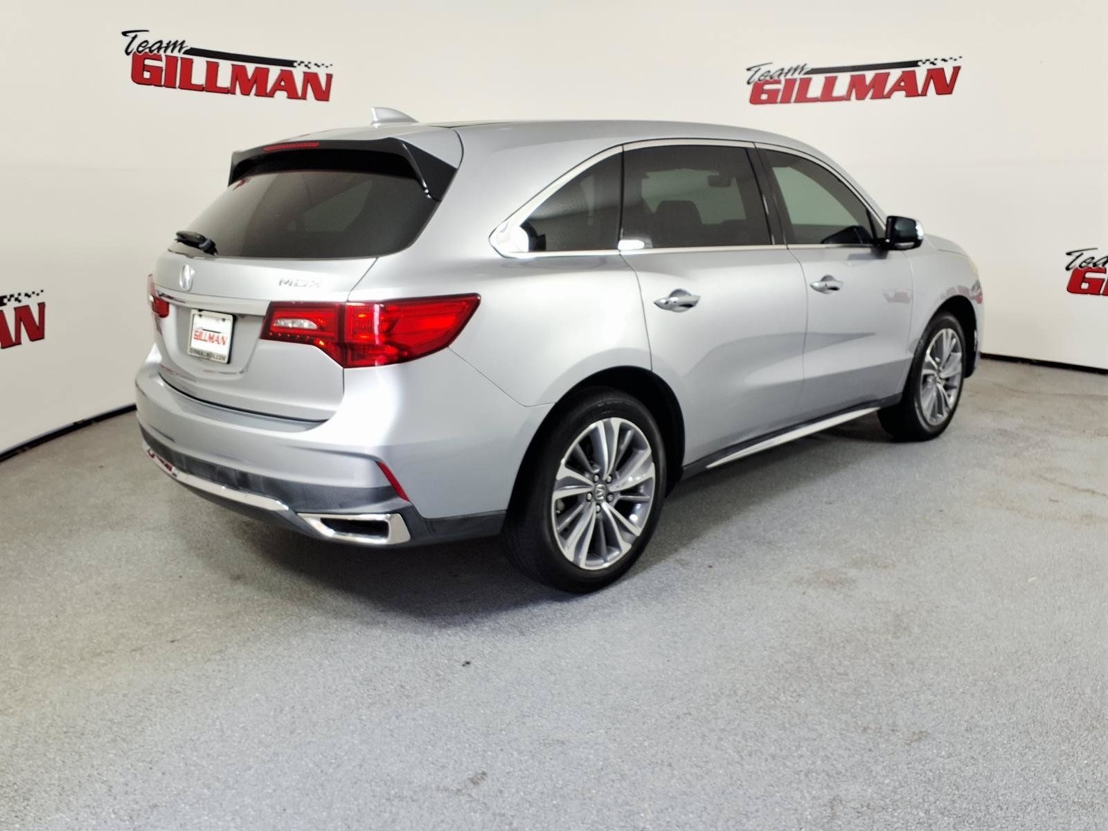 Used 2017 Acura MDX w/ Technology Package FWD image 4