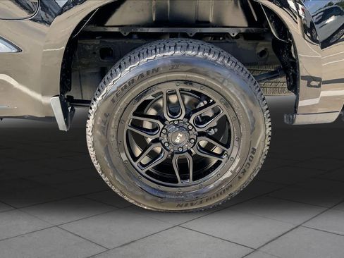 Certified 2021 Chevrolet Silverado 1500 Custom RWD image 11