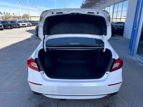 Certified 2022 Honda Accord Sport image 9