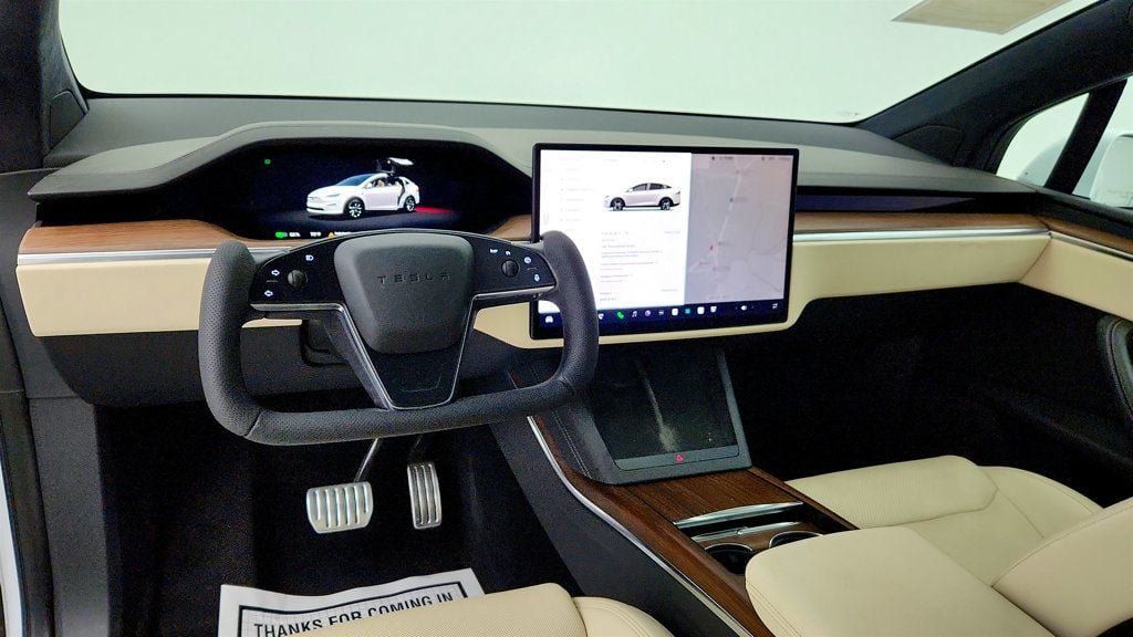 Used 2022 Tesla Model X AWD/4WD image 11