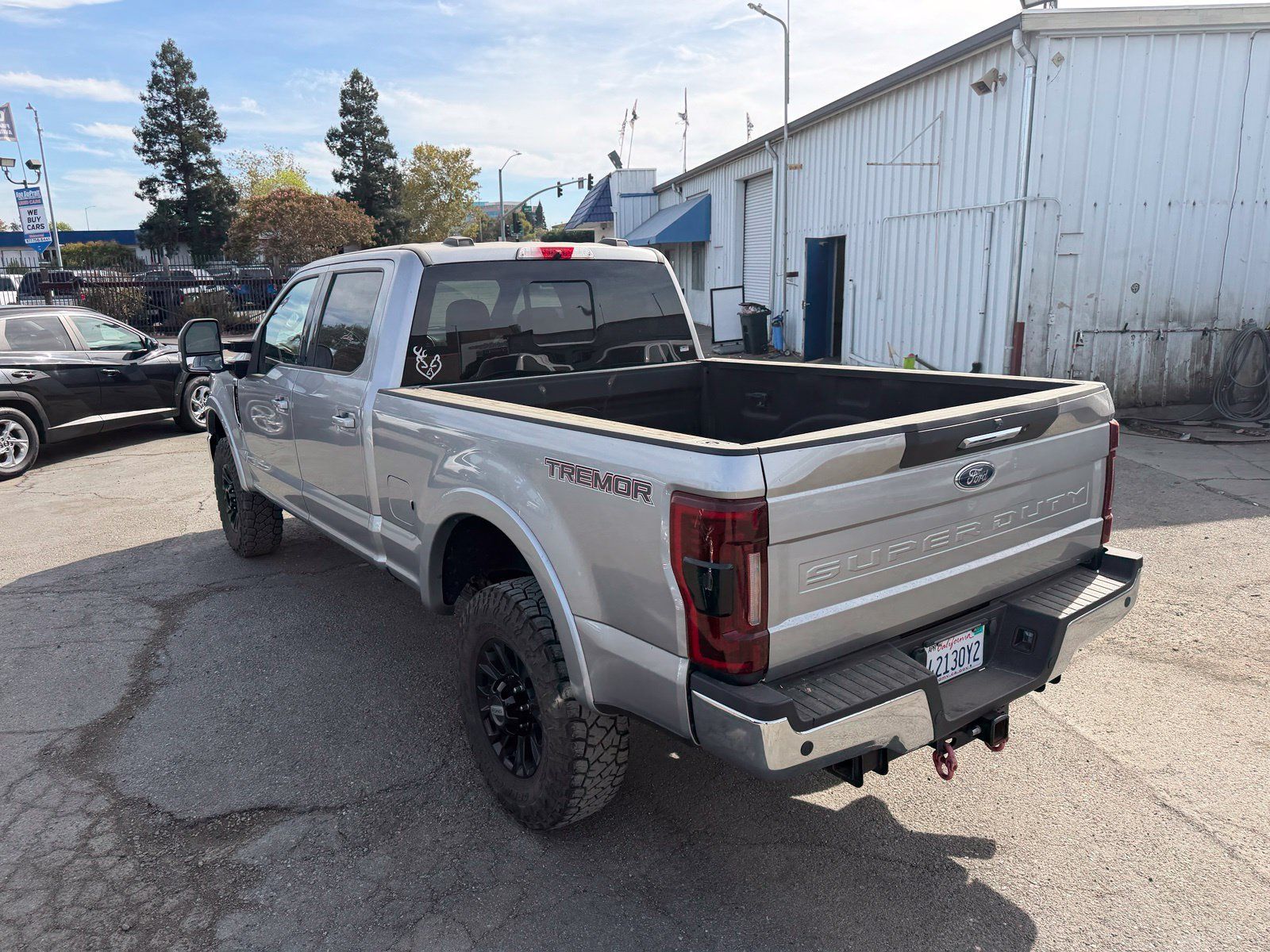 Used 2020 Ford F250 Lariat w/ Tremor Off-Road Package AWD/4WD image 3