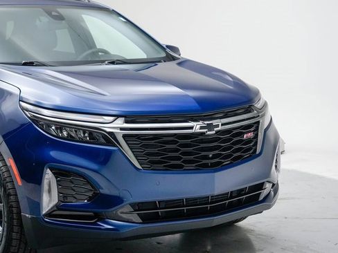 Used 2022 Chevrolet Equinox RS w/ RS Leather Package image 12