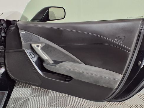 Used 2016 Chevrolet Corvette Stingray Coupe w/ 3LT Preferred Equipment Group RWD image 8