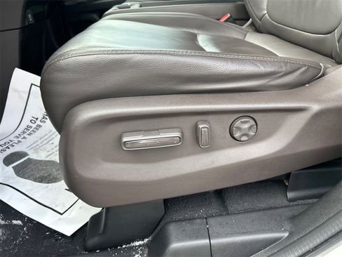 Used 2018 Honda Odyssey EX-L image 17