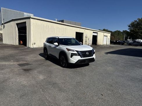 New 2026 Nissan Rogue SV w/ Cold Weather Package image 3