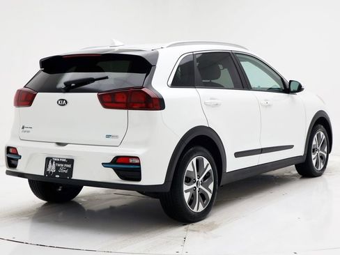 Used 2021 Kia Niro EX w/ Cold Weather Package image 9