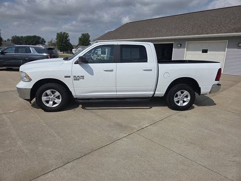 Used 2021 RAM 1500 Classic SLT image 4
