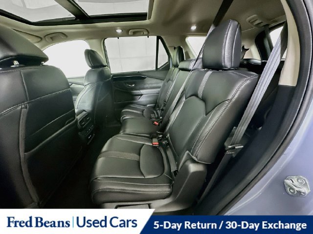 Used 2023 Honda Pilot Touring image 32