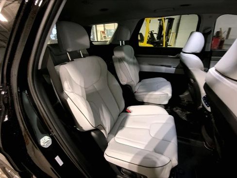 Used 2025 Hyundai Palisade SEL image 19