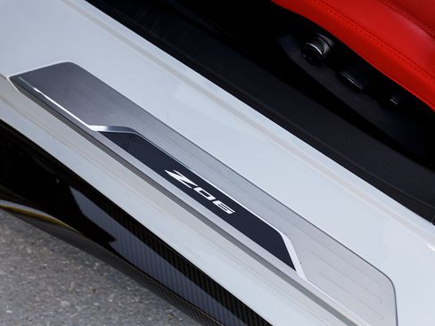 Used 2023 Chevrolet Corvette Z06 w/ Stealth Interior Trim Package image 30