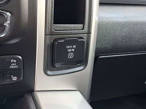 Used 2019 RAM 1500 Big Horn AWD/4WD image 26