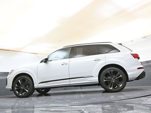 Used 2025 Audi Q7 3.0T Premium Plus w/ Premium Plus Package image 37