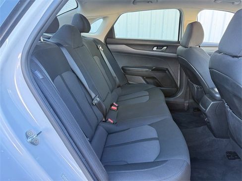 Used 2022 Kia K5 LXS image 30