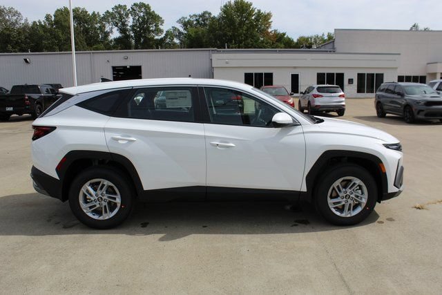 Used 2026 Hyundai Tucson SE AWD/4WD image 5