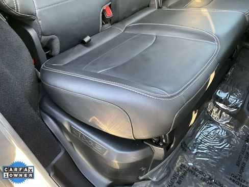 Used 2022 Jeep Wrangler Unlimited Sahara w/ Cold Weather Group image 50