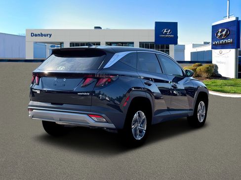 New 2026 Hyundai Tucson Blue SE image 7