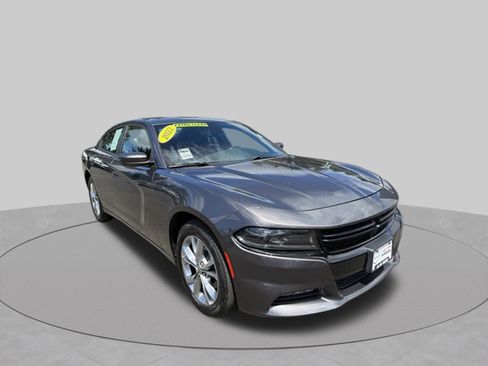 Used 2022 Dodge Charger SXT w/ Driver Convenience Group AWD/4WD image 1