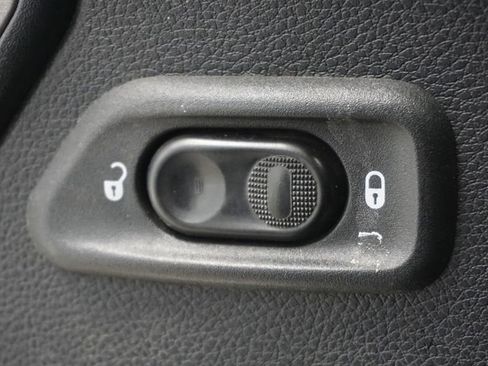 Used 2014 Jeep Wrangler Unlimited Sport w/ Quick Order Package 24S image 33