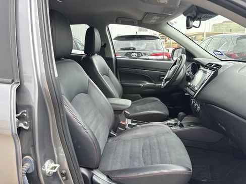 Used 2024 Mitsubishi Outlander Sport SE AWD/4WD image 28