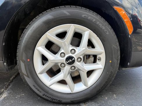 Used 2022 Kia Soul LX w/ Technology Package FWD image 28