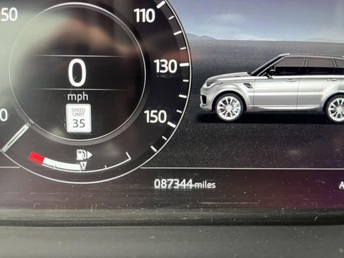 Used 2019 Land Rover Range Rover Sport HSE image 18