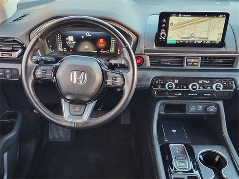 Certified 2023 Honda Pilot Elite image 16