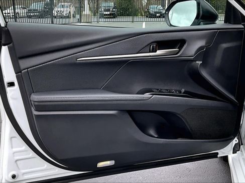 Used 2025 Toyota Camry XSE w/ Premium Plus Package image 25