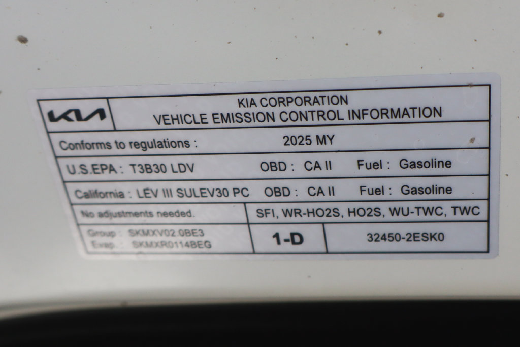 Used 2025 Kia Soul LX w/ LX Technology Package FWD image 15