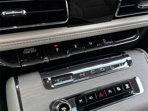 New 2025 Lincoln Aviator Reserve w/ Illumination Package image 22