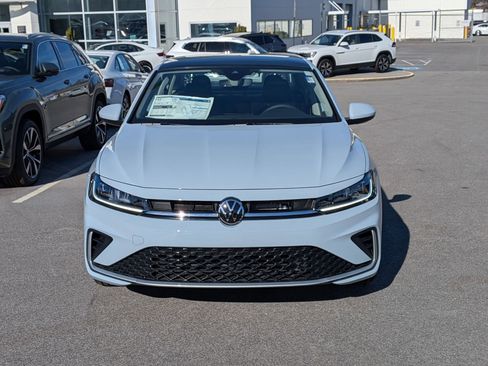 New 2026 Volkswagen Jetta SE image 8