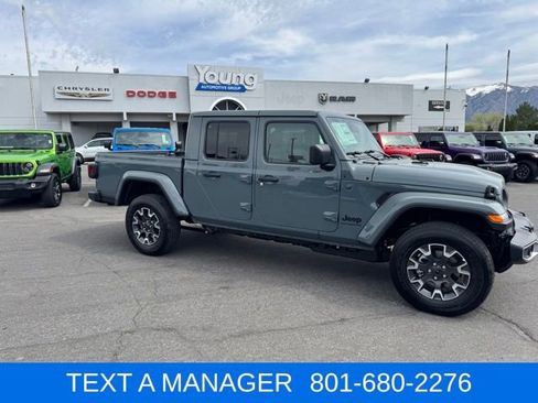 New 2026 Jeep Gladiator Sport AWD/4WD image 1
