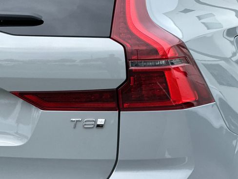 New 2026 Volvo XC60 T8 Ultra w/ Climate Package image 7