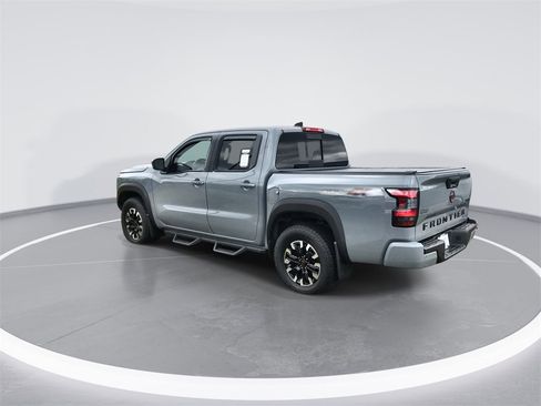Used 2024 Nissan Frontier PRO-4X w/ Technology Package image 6